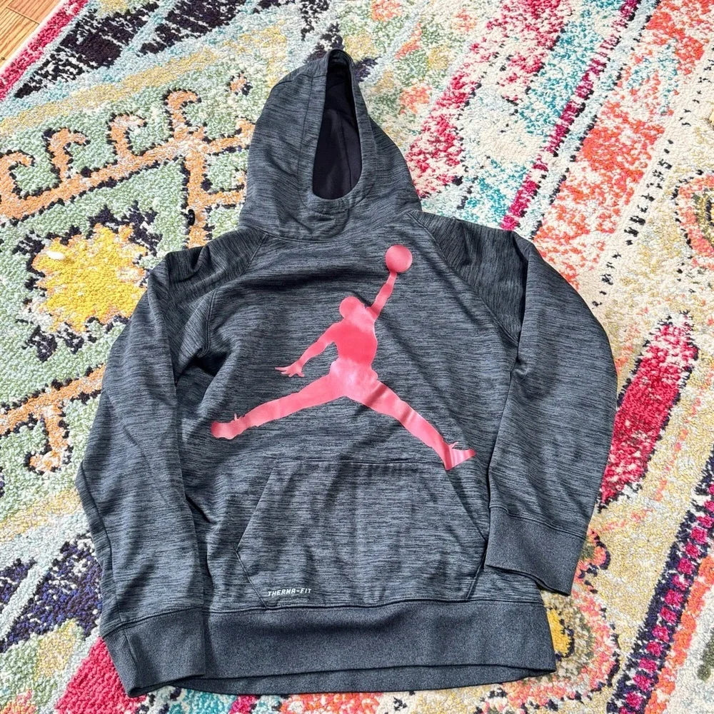 AIR JORDAN Youth Size 13-15yrs. Black Hoodie Size xl